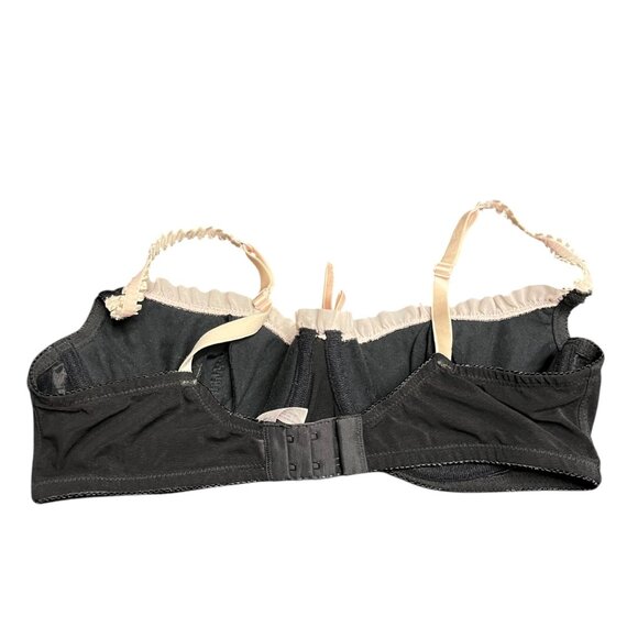 Victoria Secret Push Up Bra 36C Ruffle Detail Underwire Black Pink Trim - Picture 2 of 7